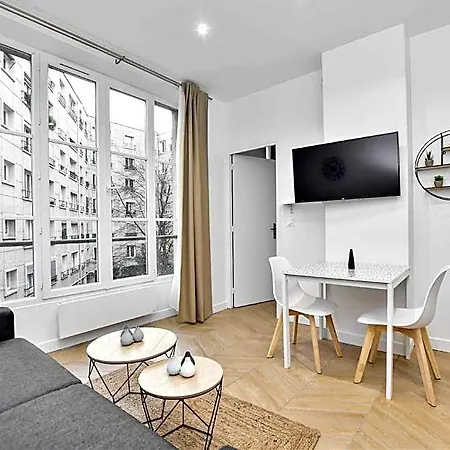 Calm -1br/4p- Bastille 2*