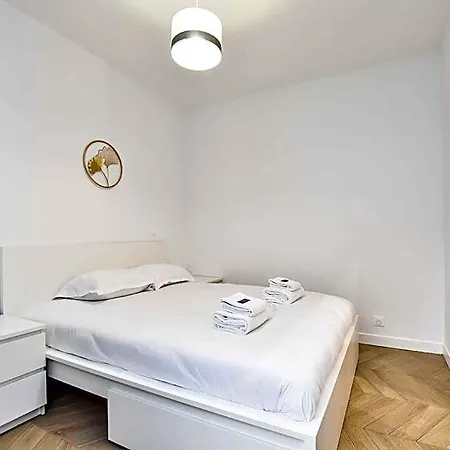 Appartement Calm -1br/4p- Bastille Parijs